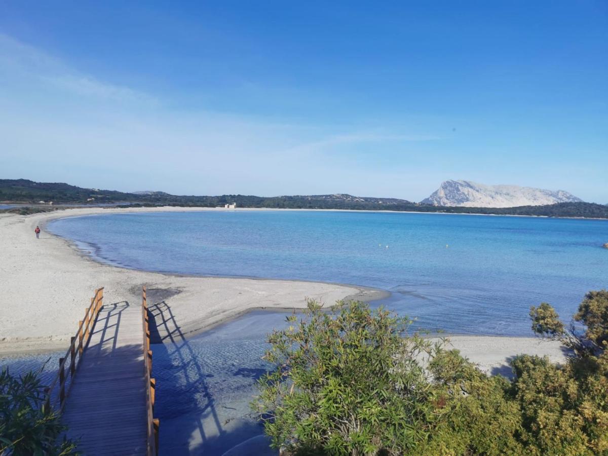 The Sunset Hotel San Teodoro  Bagian luar foto